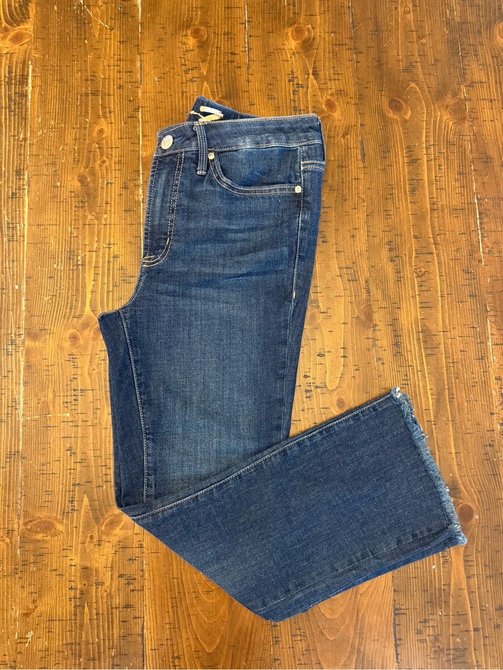Seven7 Straight Leg Jeans Darkwash Denim Frayed Hem Sz 6 NWOT